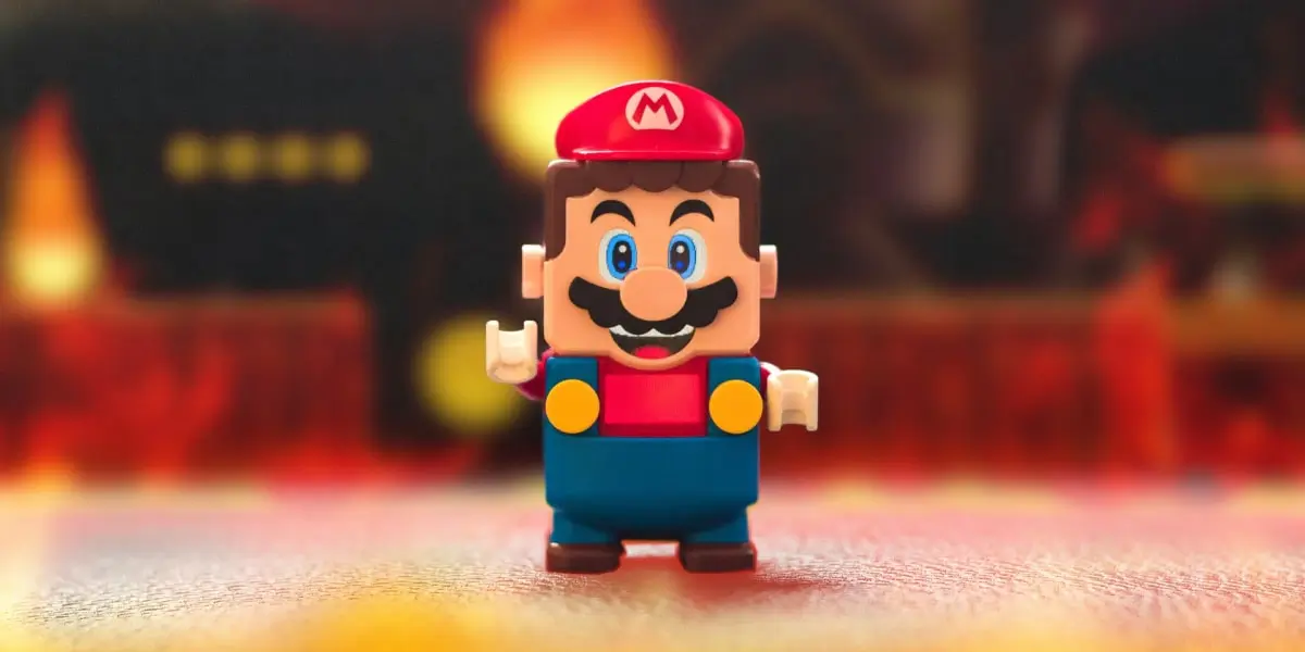 Image of a LEGO Super Mario toy.
